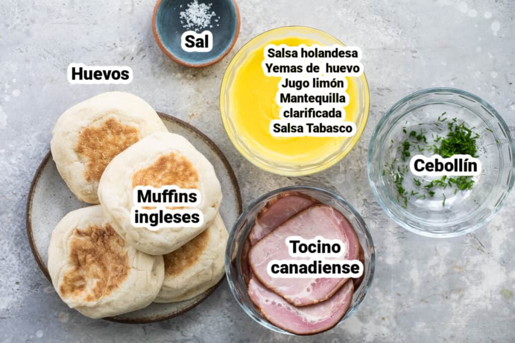 Ingredientes para la receta de huevos benedictinos con etiquetas