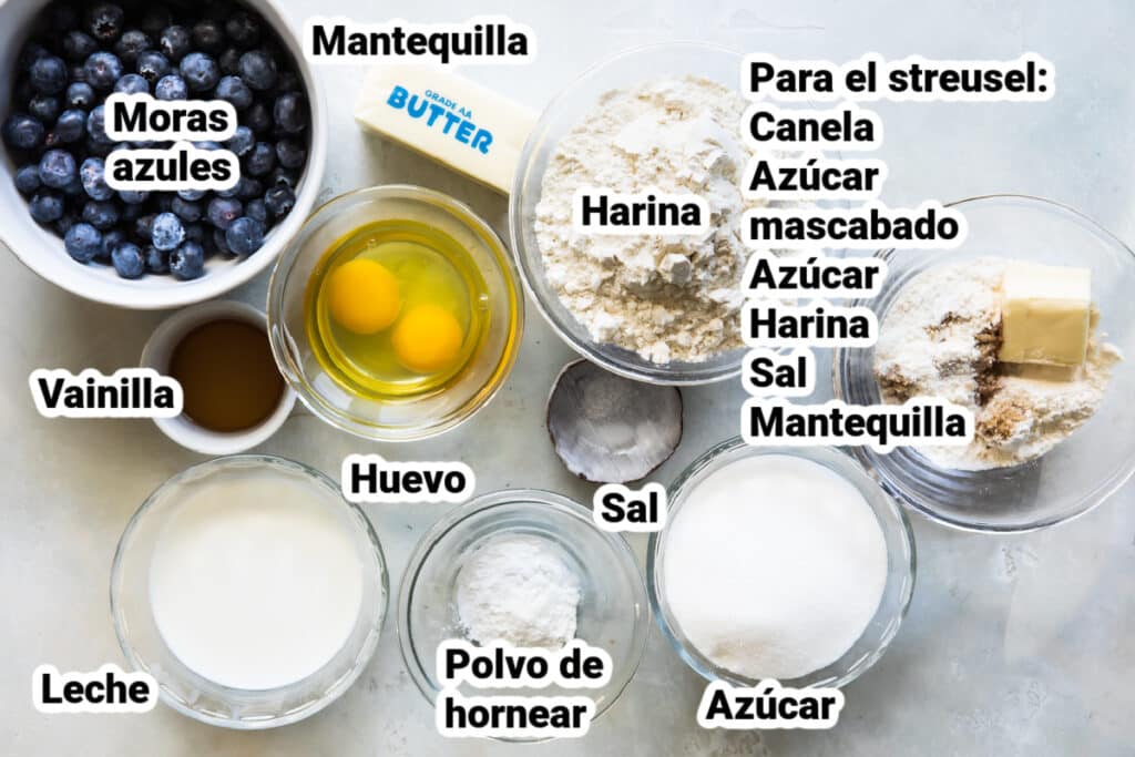 Ingredientes para hacer muffins de mora azul